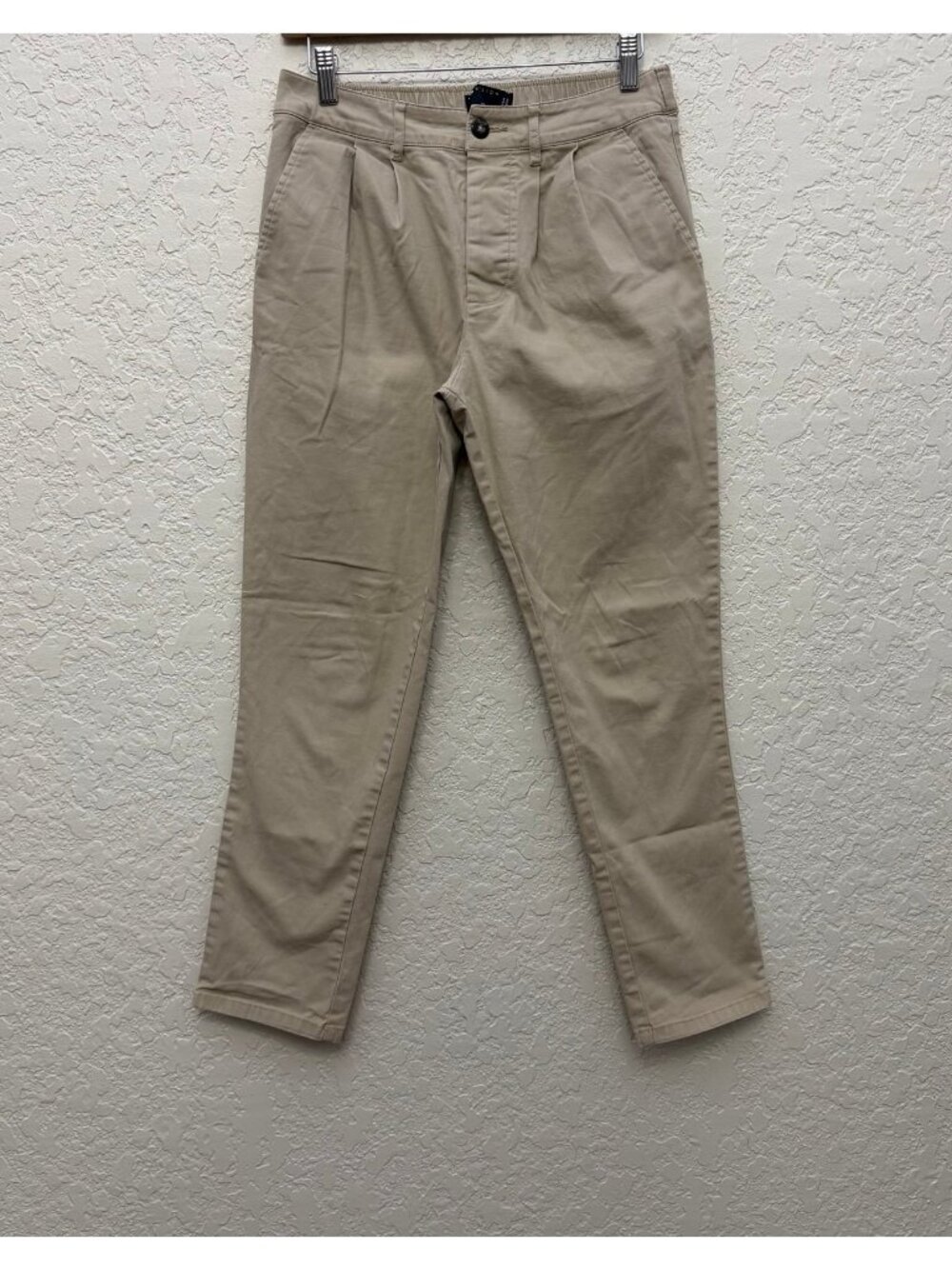 ASOS Design Men’s Pleated pants